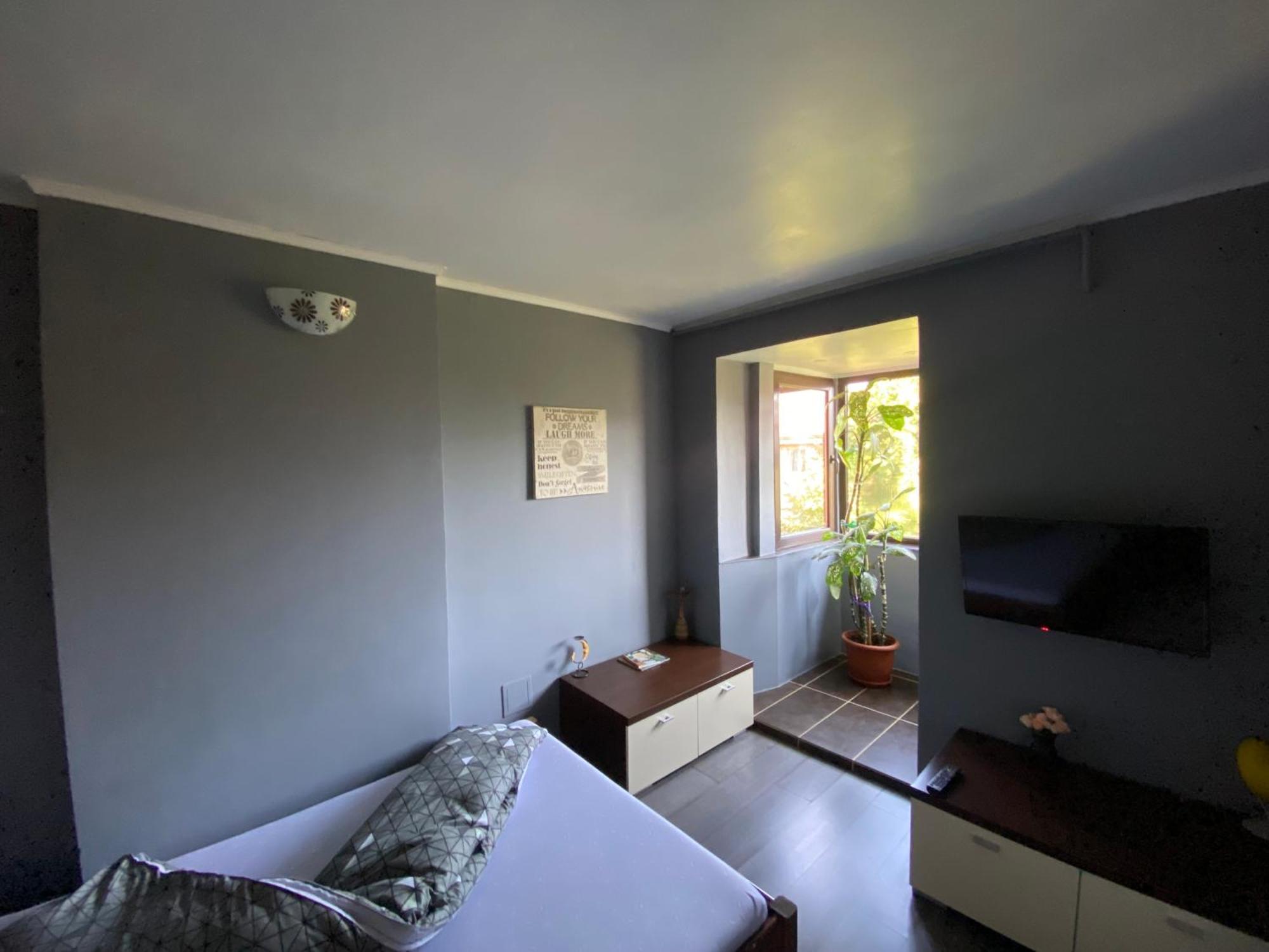 Comfort Home Apartment 2 Petrozsény Kültér fotó