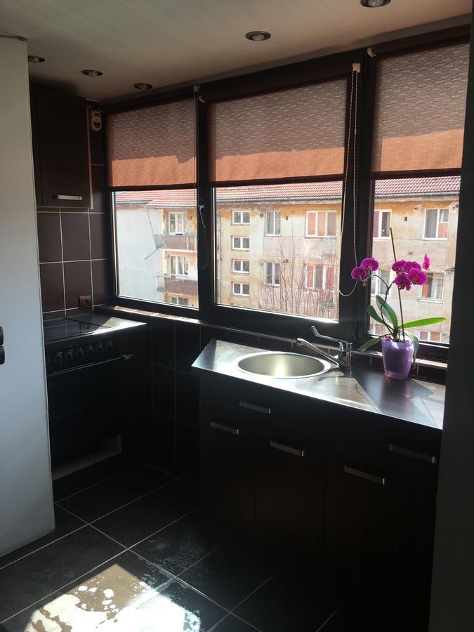 Comfort Home Apartment 2 Petrozsény Kültér fotó